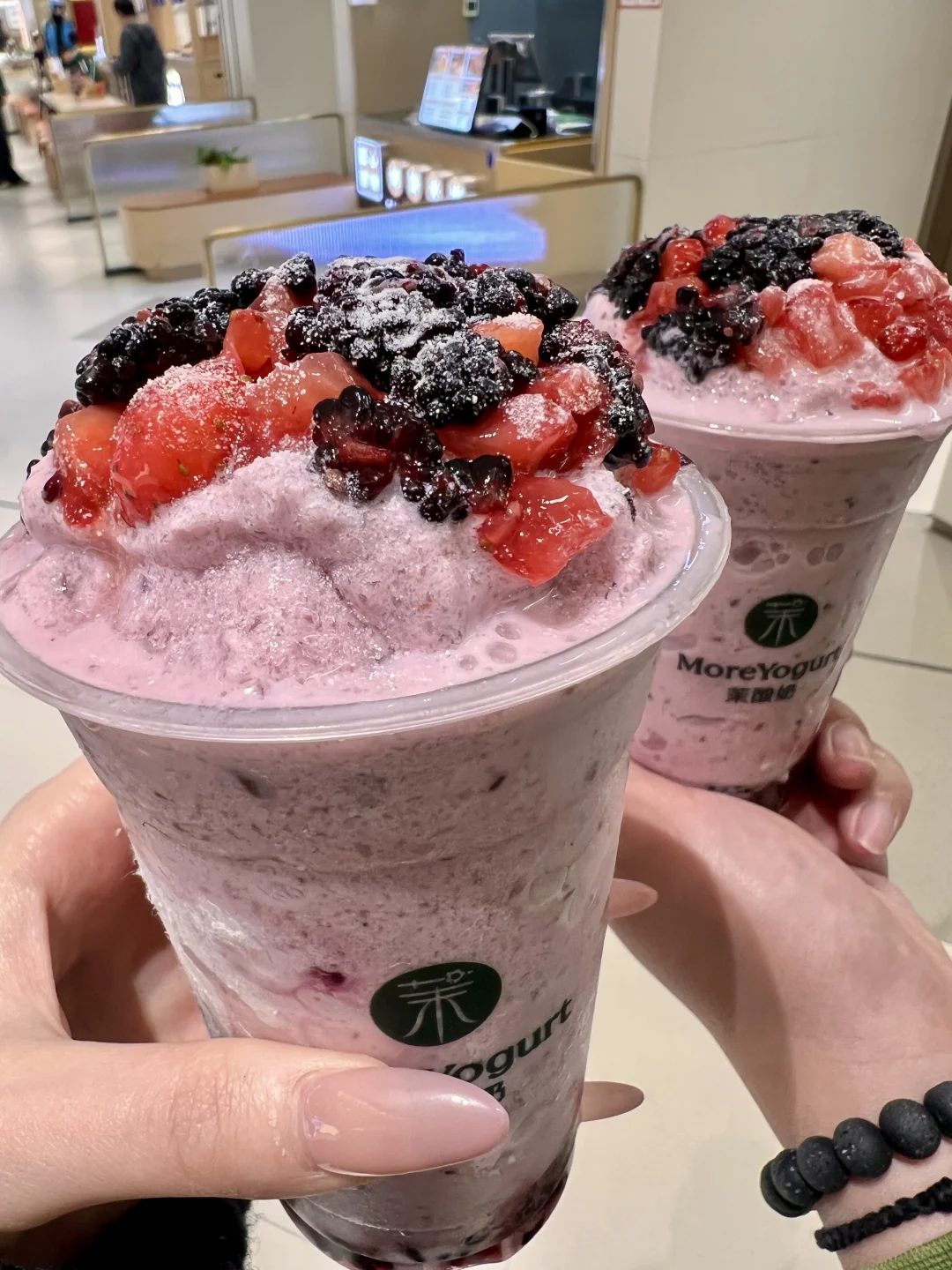 10:02拿到的。。10:08空杯了。。