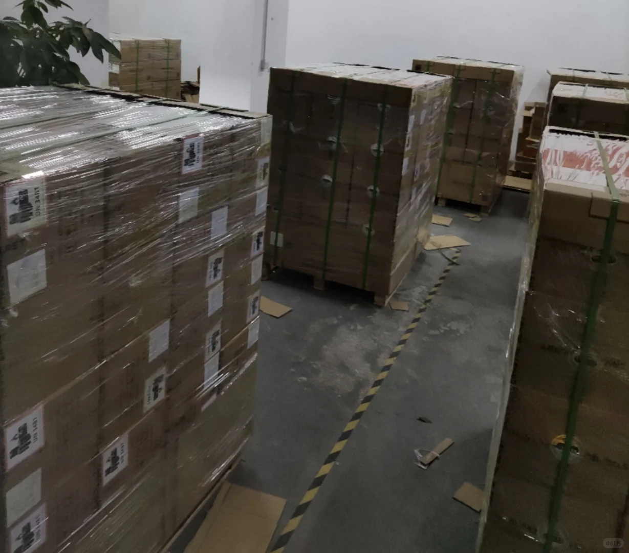 电子产品工厂发货了，一千个W