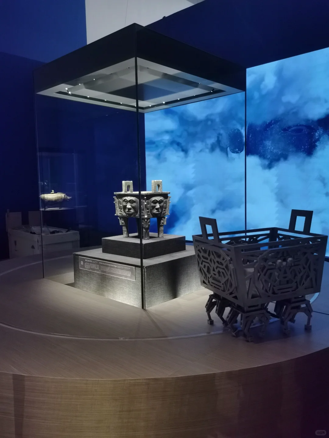 文物与当代的对撞。