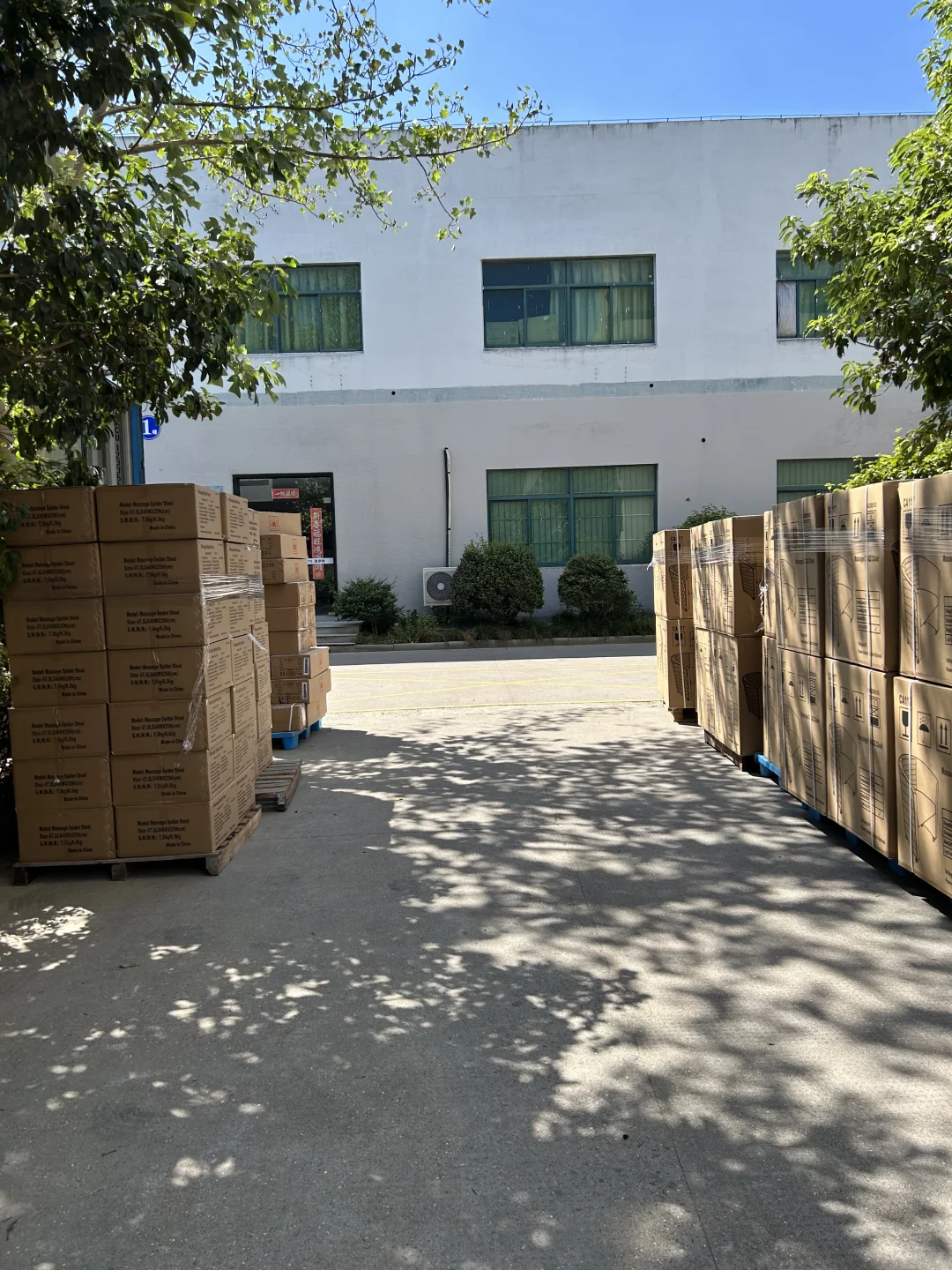 让我们恭喜这位外贸新人拿下3000千万大单！