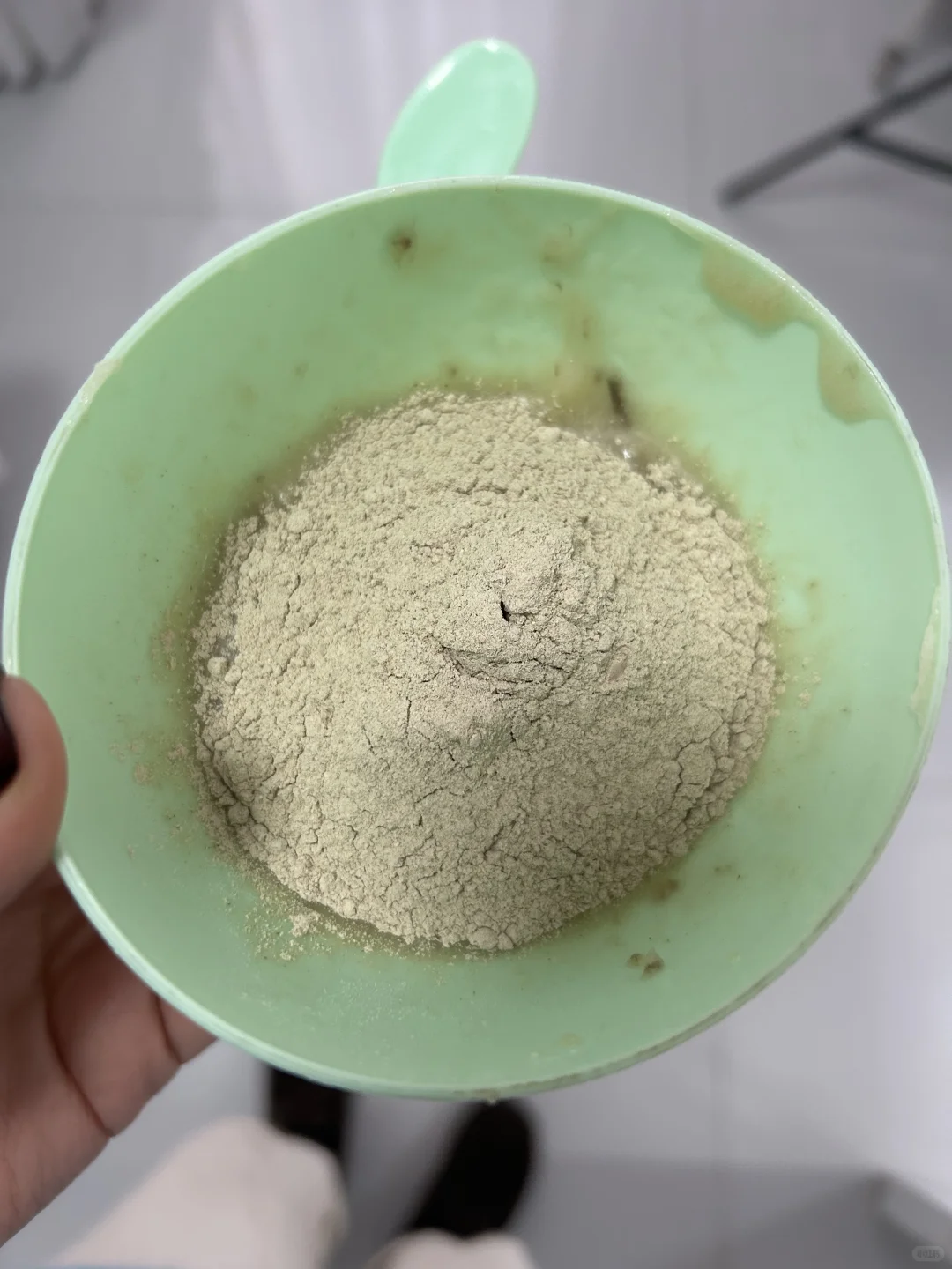 不同肤质不同中药粉，一人一方。