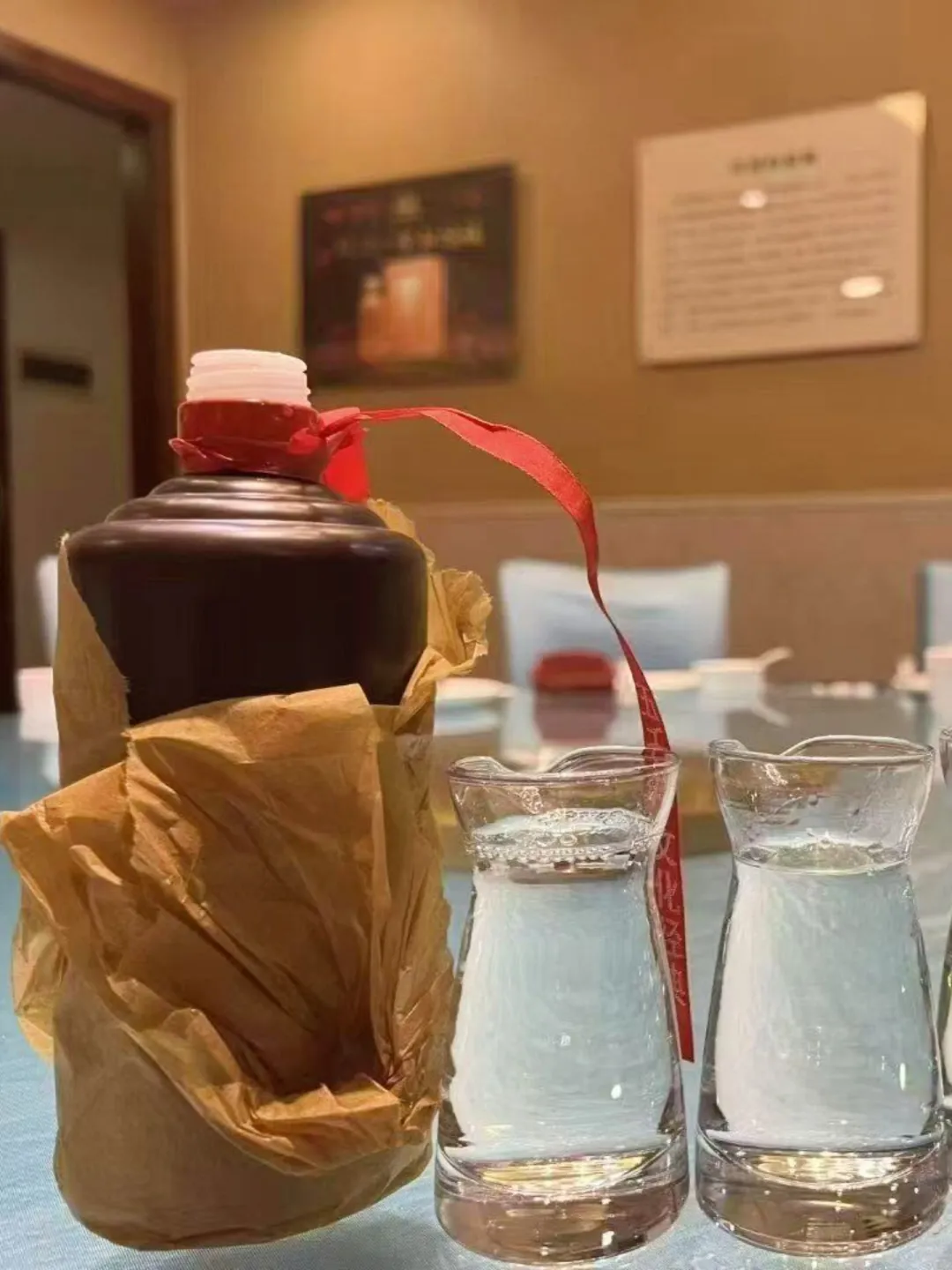 53度光瓶酱香型白酒