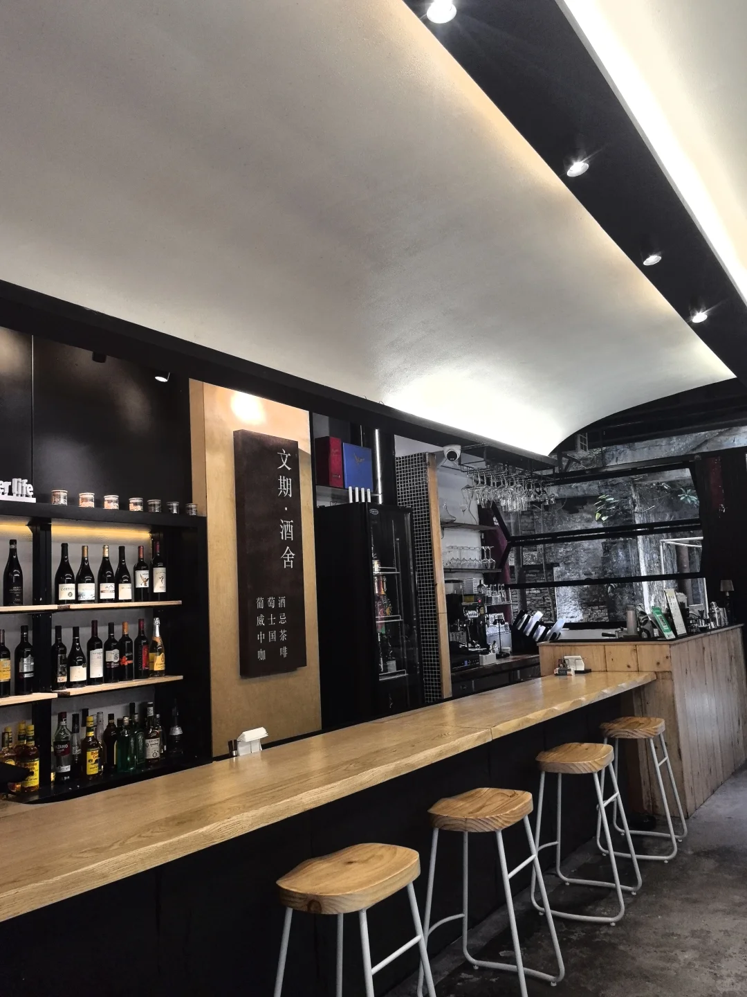 在惠州开一家葡萄酒零售店是种什么体验？