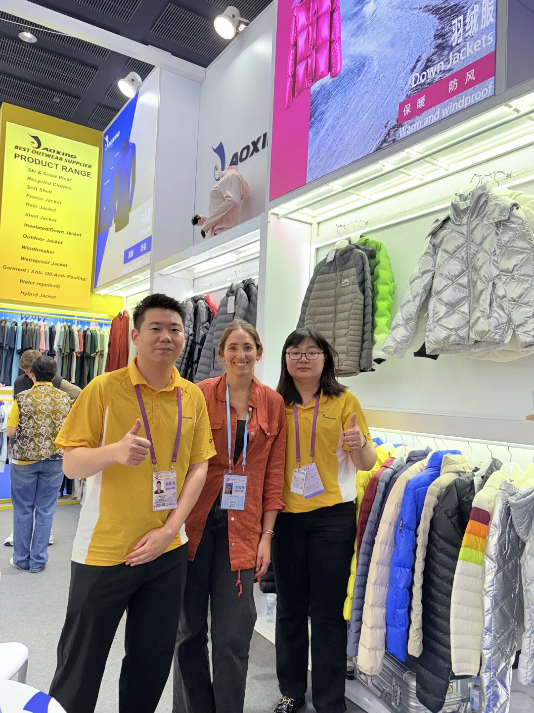 找服装制造工厂的外国采购商在广交会发火？