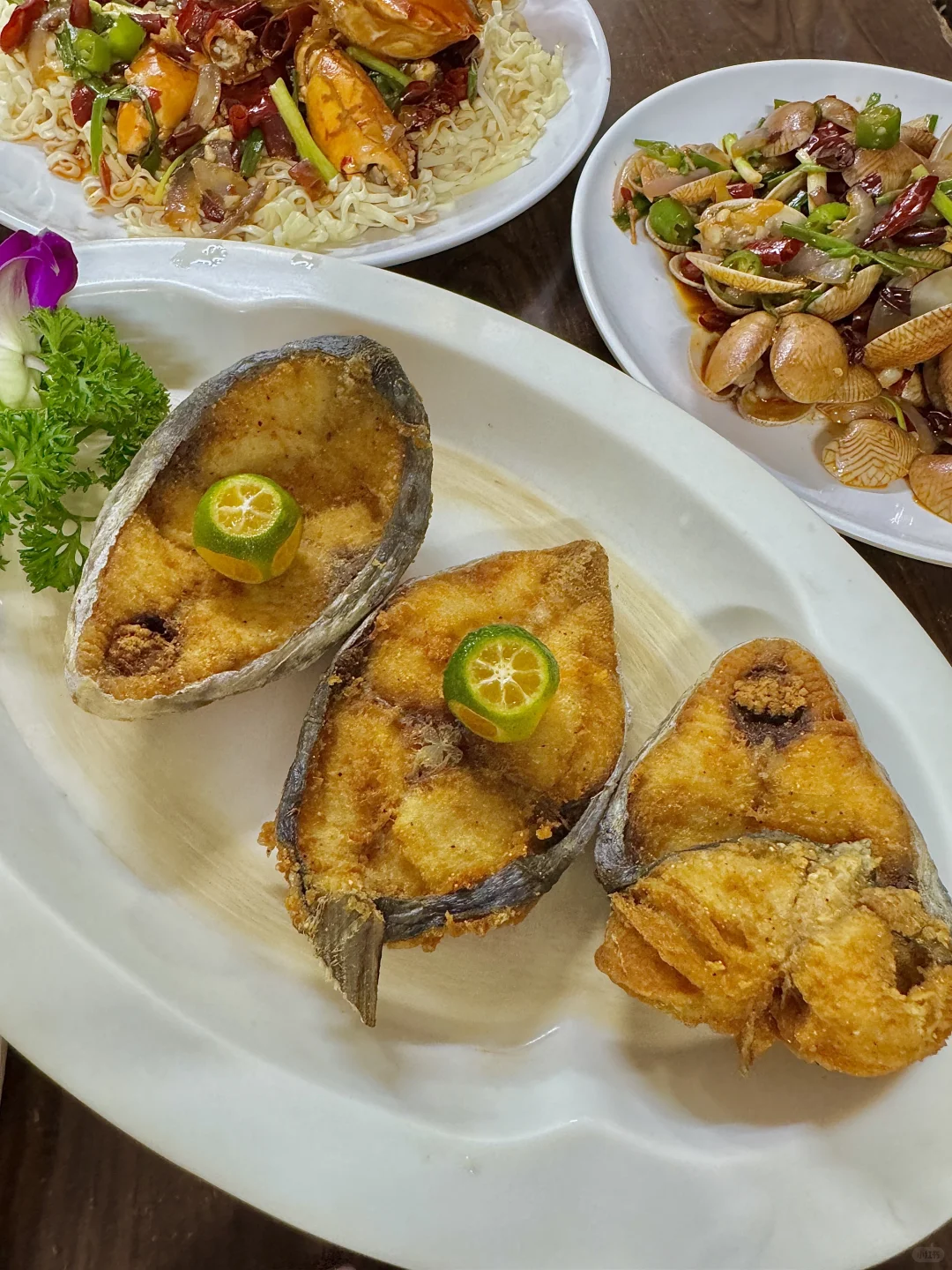 三亚一市场！终于找到坠好吃的海鲜店?