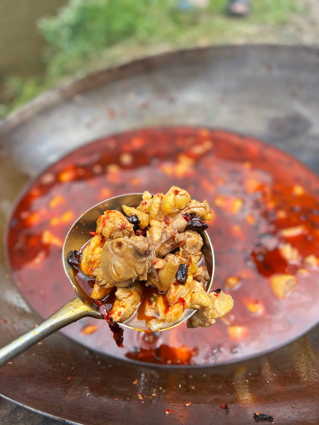 带上一桶水果茶? 去野炊啦～?