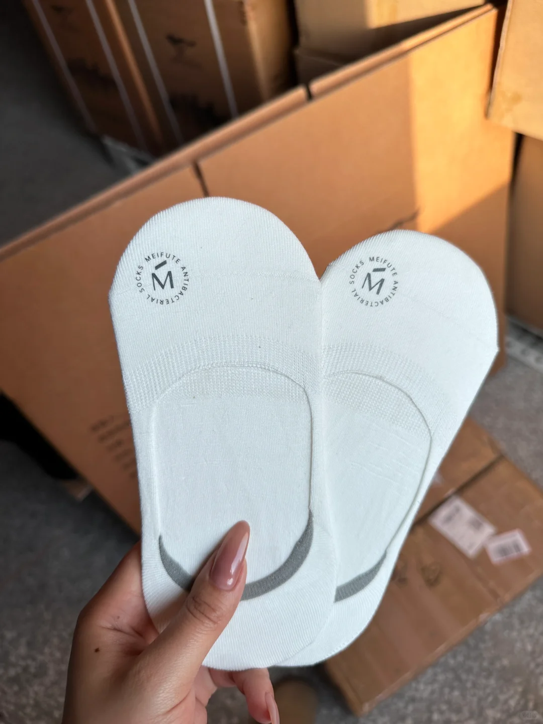 以为是骗子，结果真来了个老外！