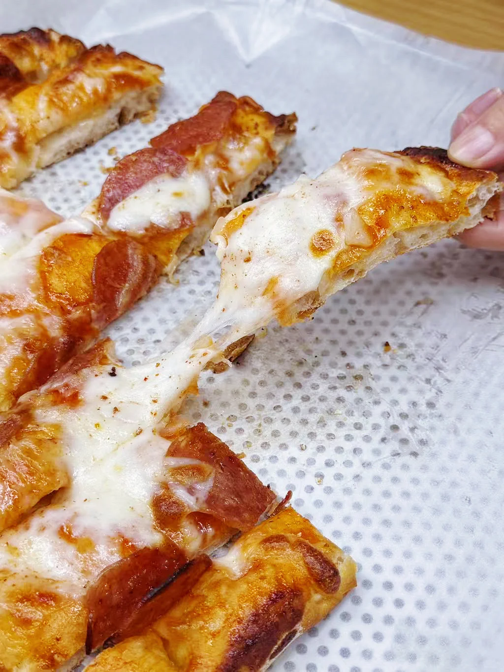 溯源天津贝儿食品：一口披萨与面包里的匠心，