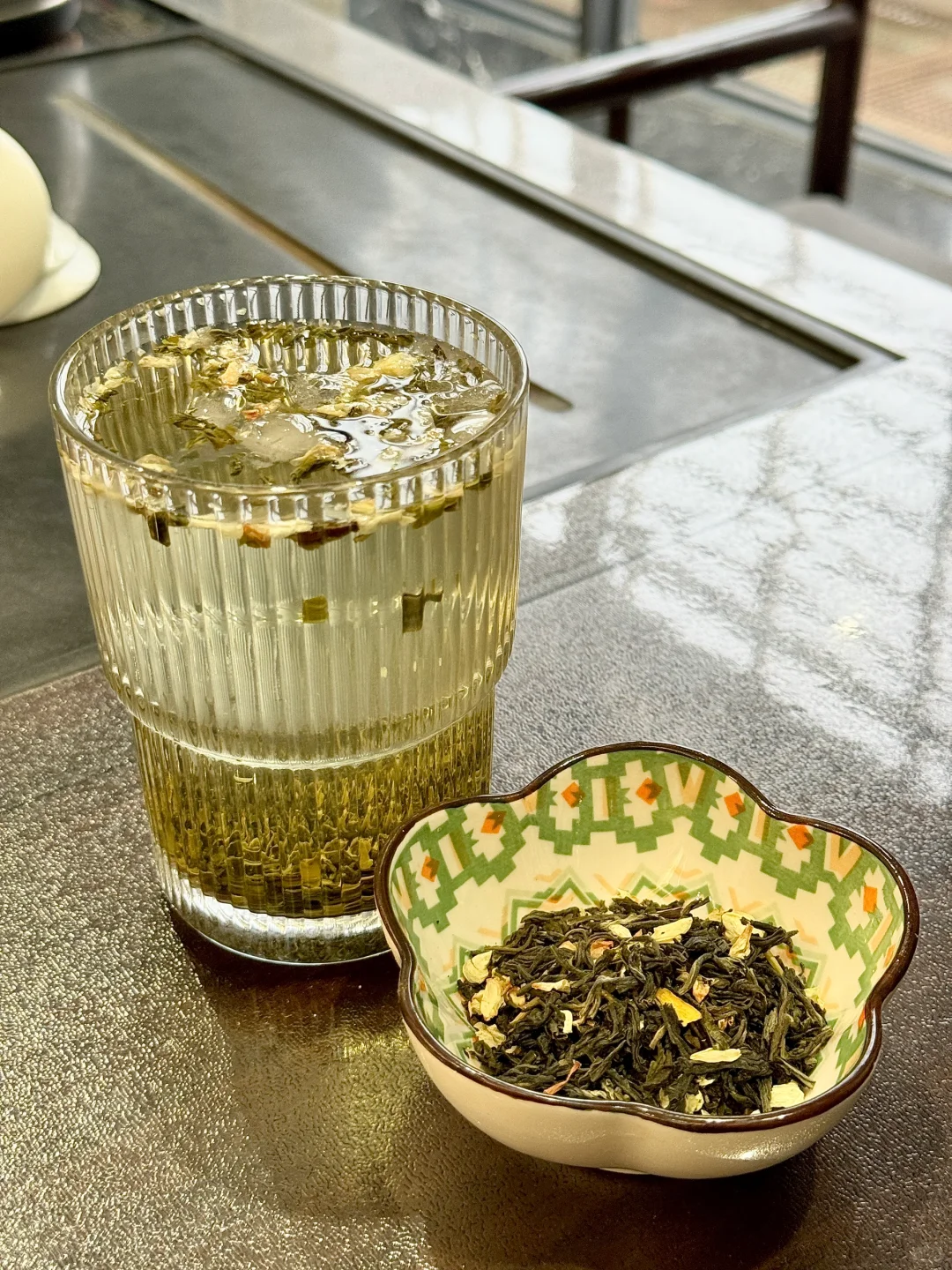 不管是喝茶还是喝奶茶都只爱茉莉???