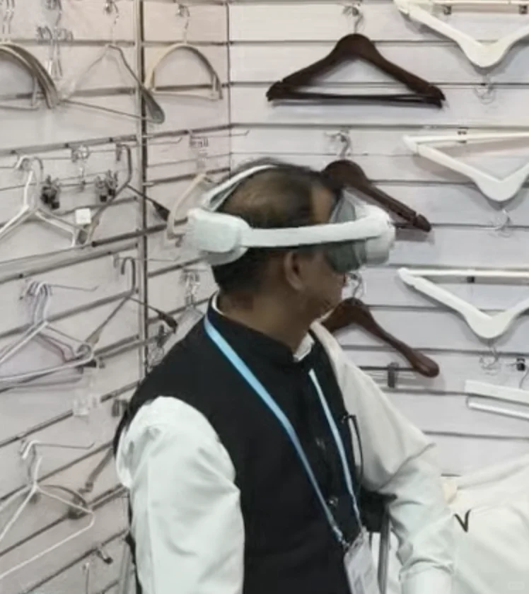 小展位，也能玩出大场面！混合现实MR黑科技