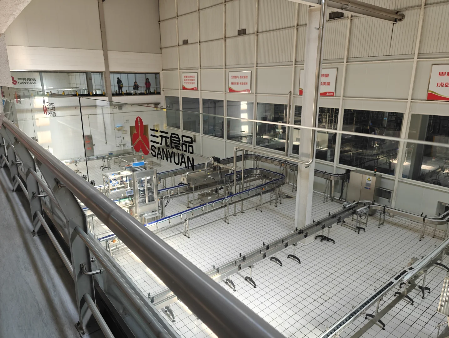 科普教育！原来我们喝的牛奶是这样来的！