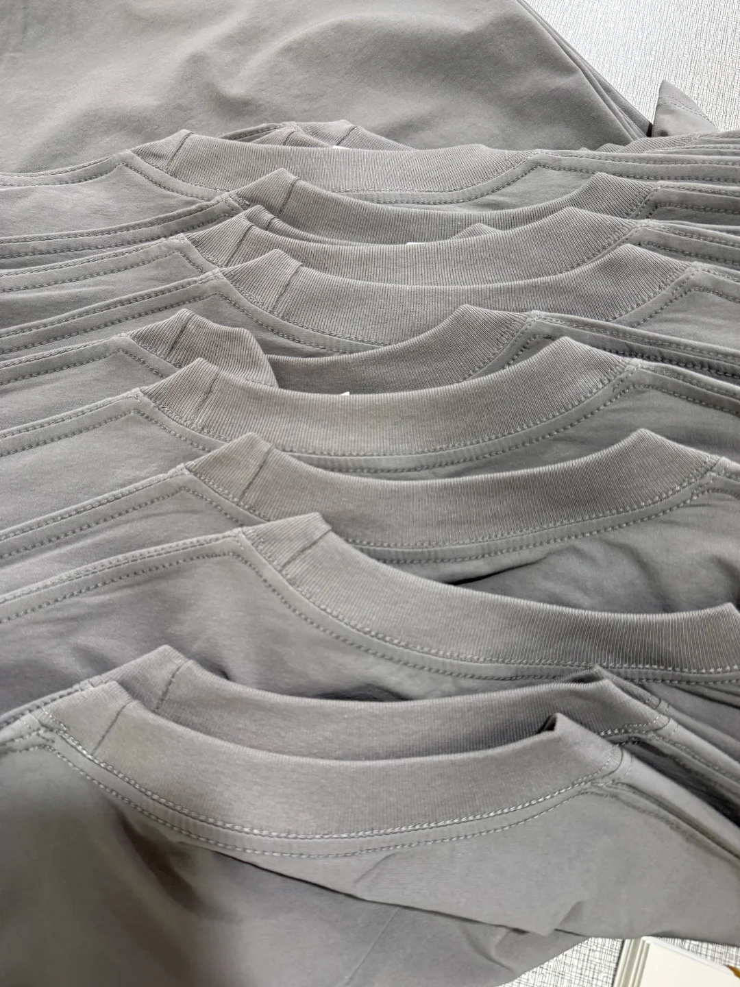 T恤加工厂，小批量50件包工包料！