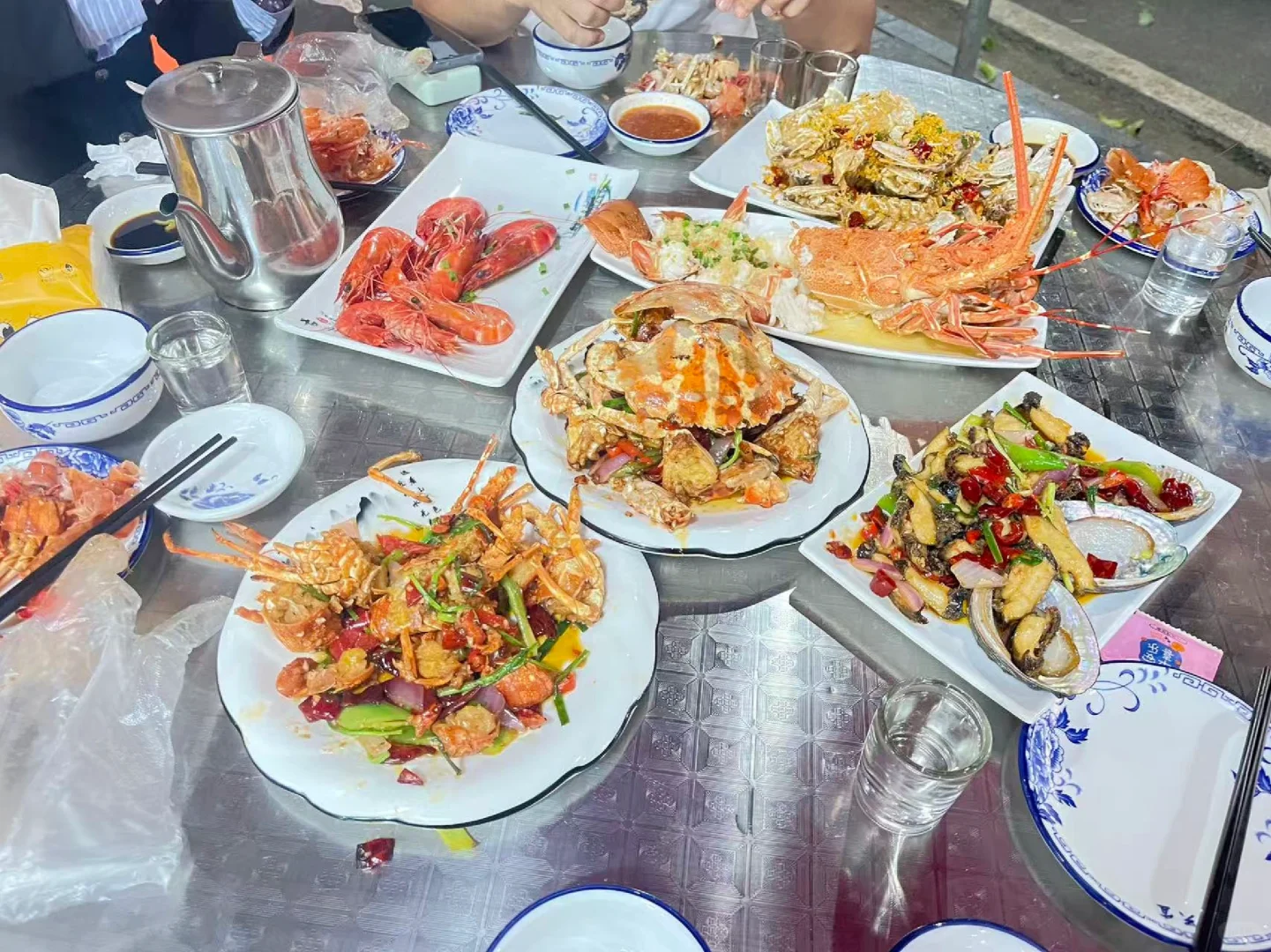 万宁五天吃两次！本地人带路的海鲜食堂！