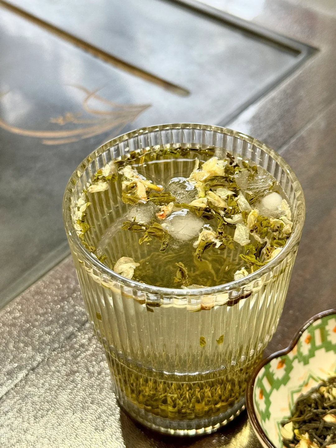 不管是喝茶还是喝奶茶都只爱茉莉???