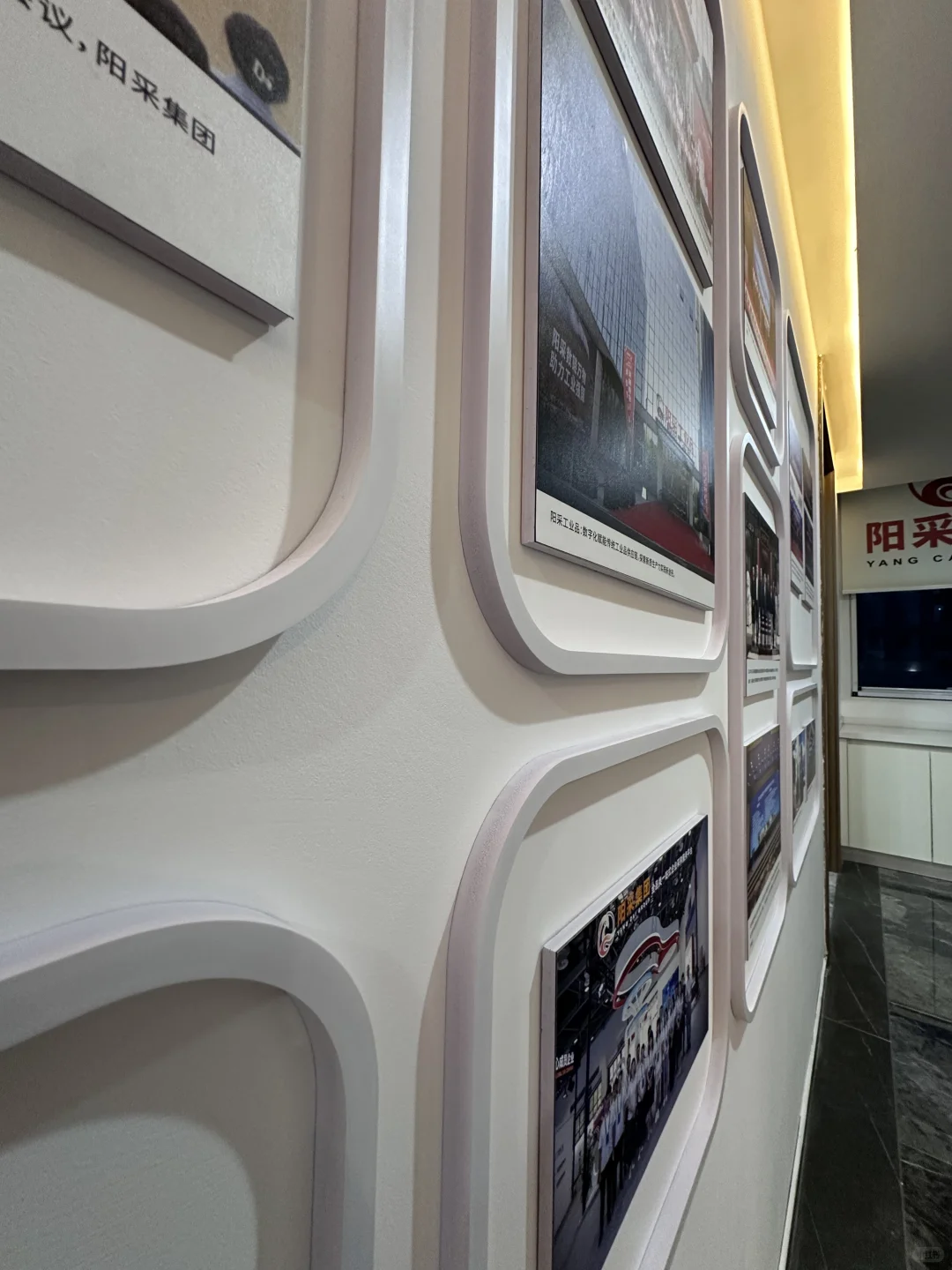 12个框做发展历程文化墙，老板连说3个绝