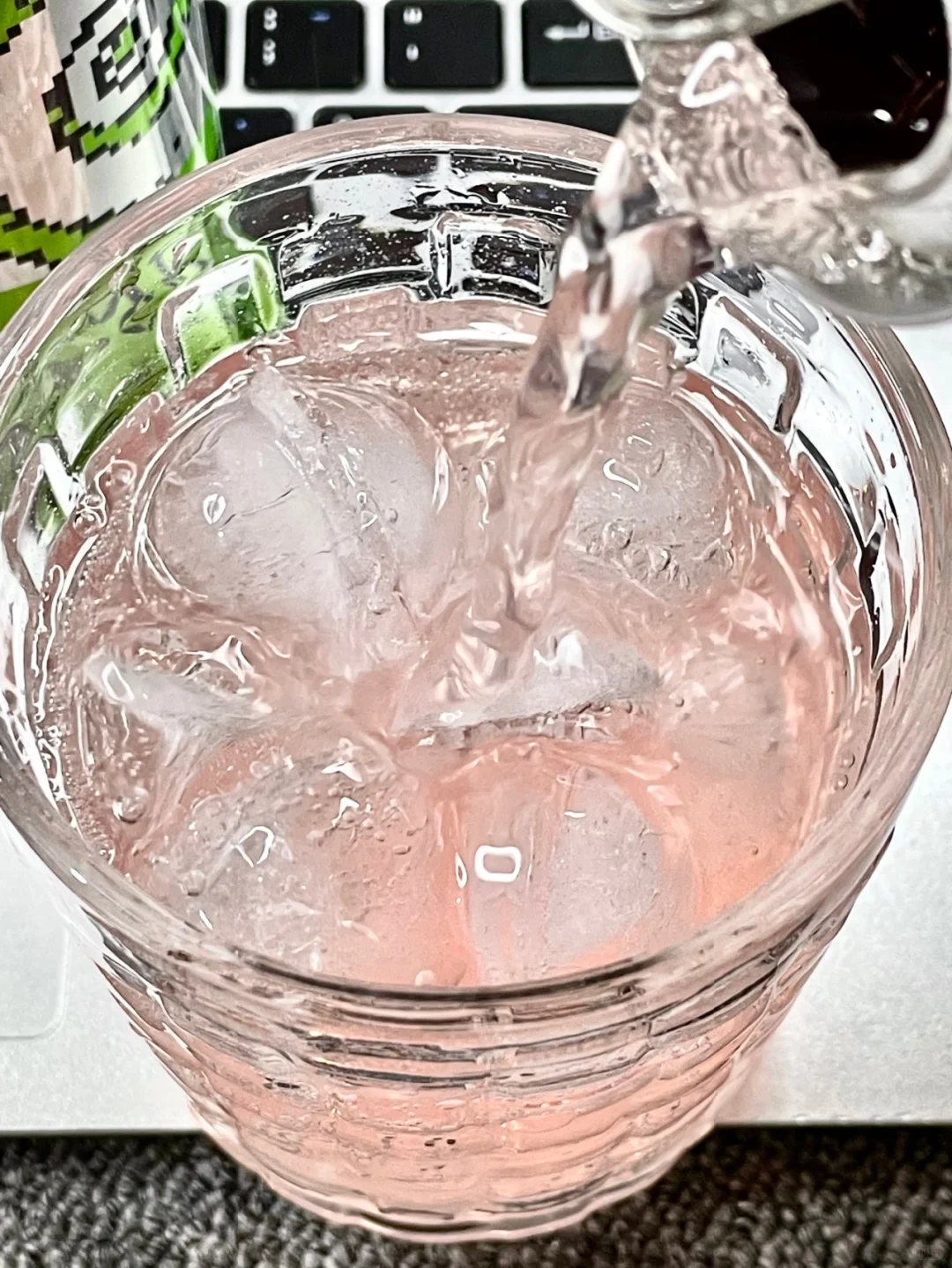 想告诉全世界！真的巨巨好喝的数字能量饮料