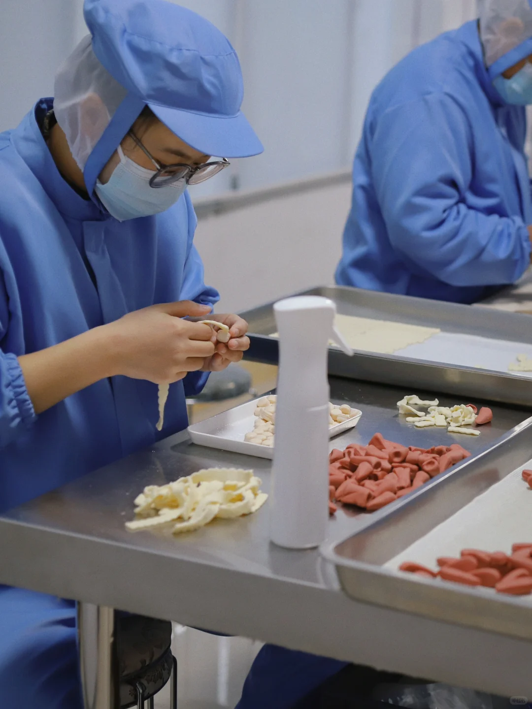 工厂每日在线～～～?