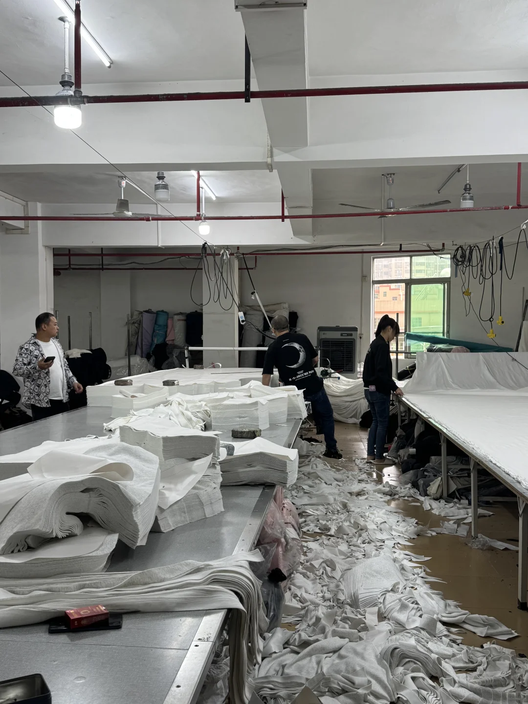 服装开发，怎么找工厂合作？