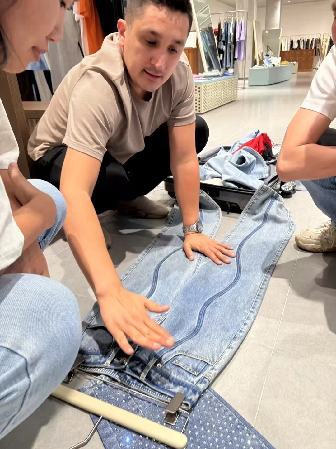 哥伦比亚??狠狠夸了,验厂直接打样15个款