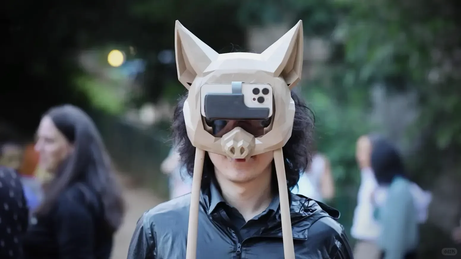 我在牛津研究去中心化AI，设计超越人类社会