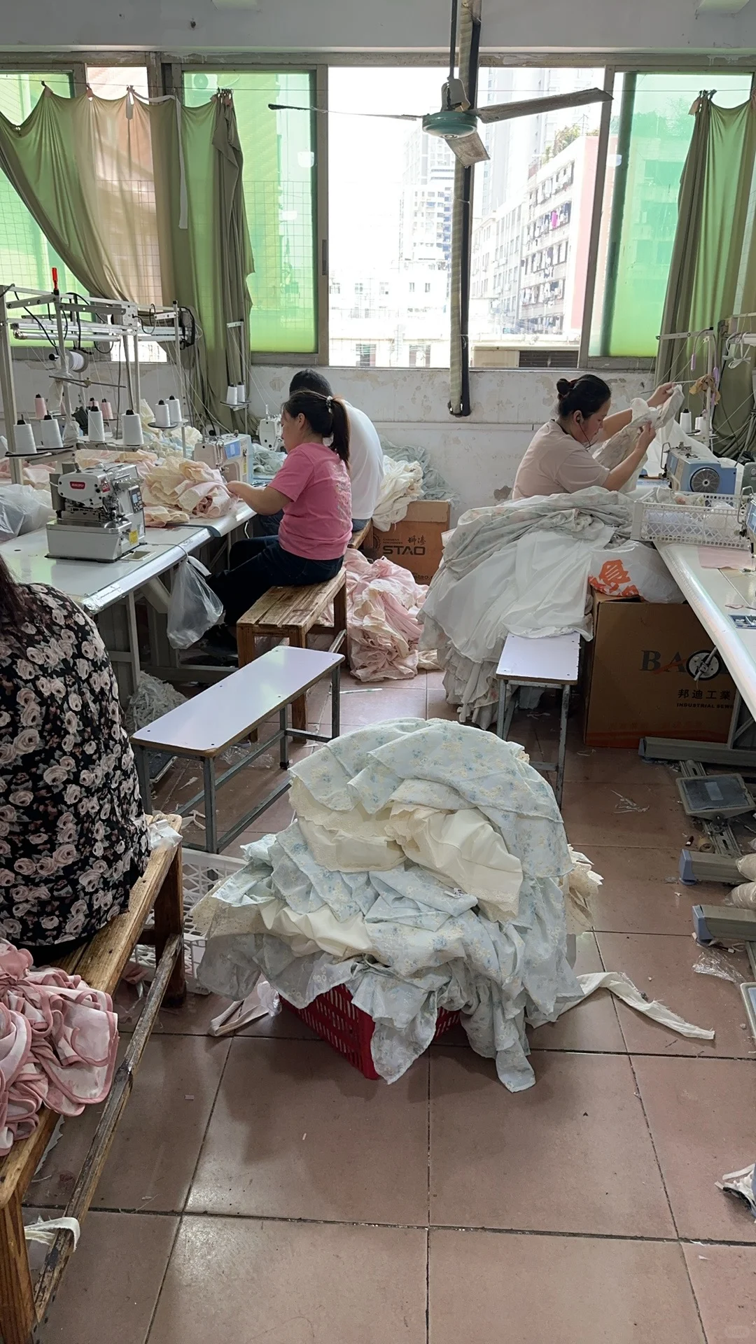 爸妈的服装厂要被淘汰了吗？