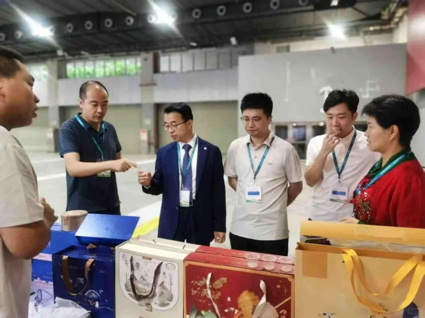 平安银行昆明分行，数字助农直播出圈