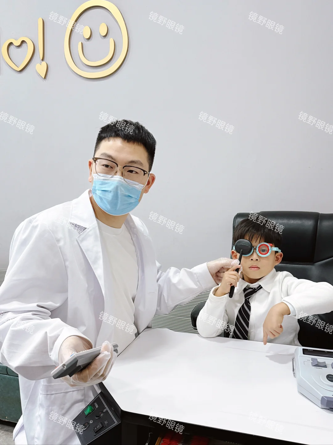 坐标丹阳眼镜城！预约的医学验光！一定要看