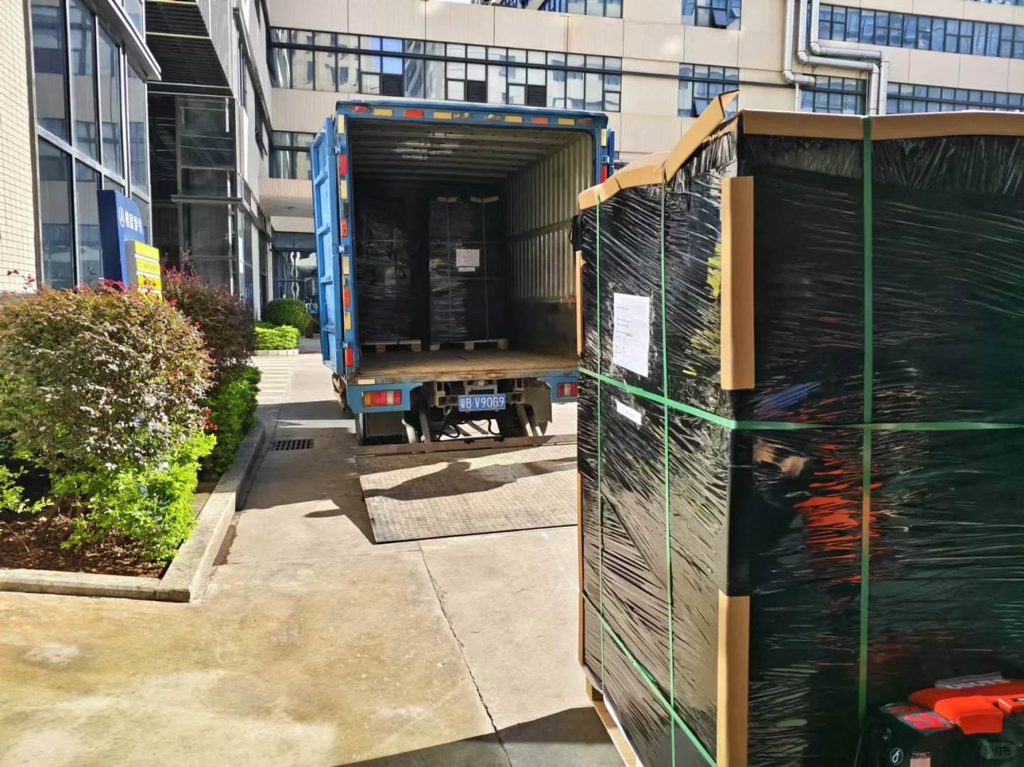 锂电池厂家找外贸出口公司有多难？