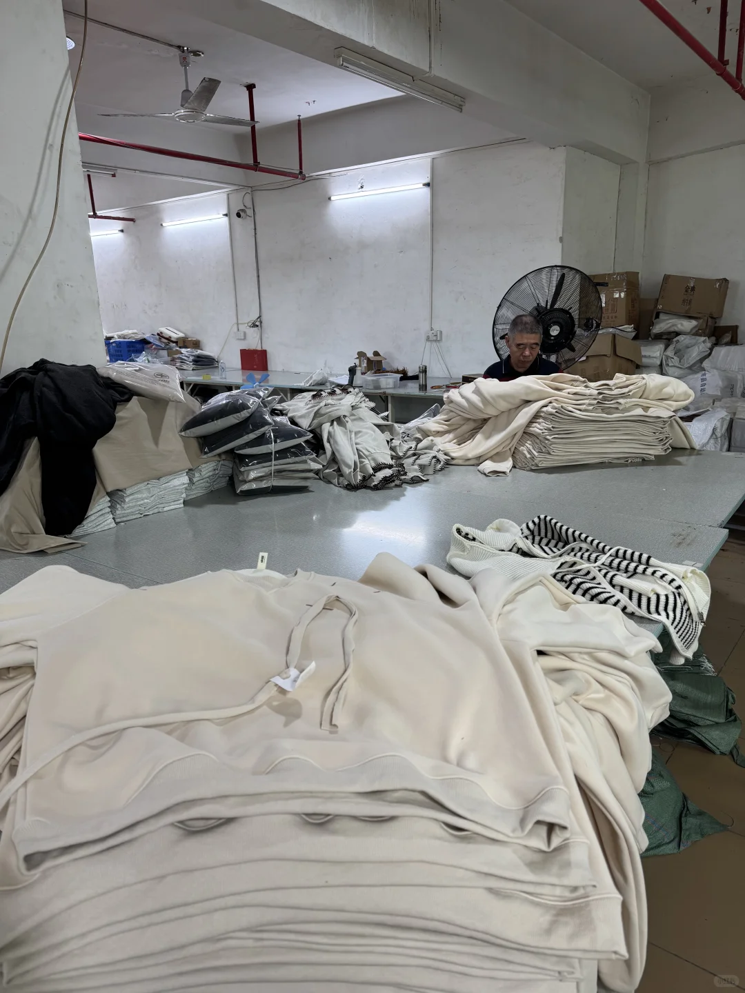 广州服装工厂，精品小单50件起做！