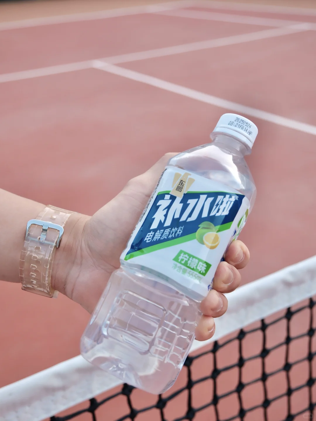 网球小白进阶必看！高效补水比练球更重要?