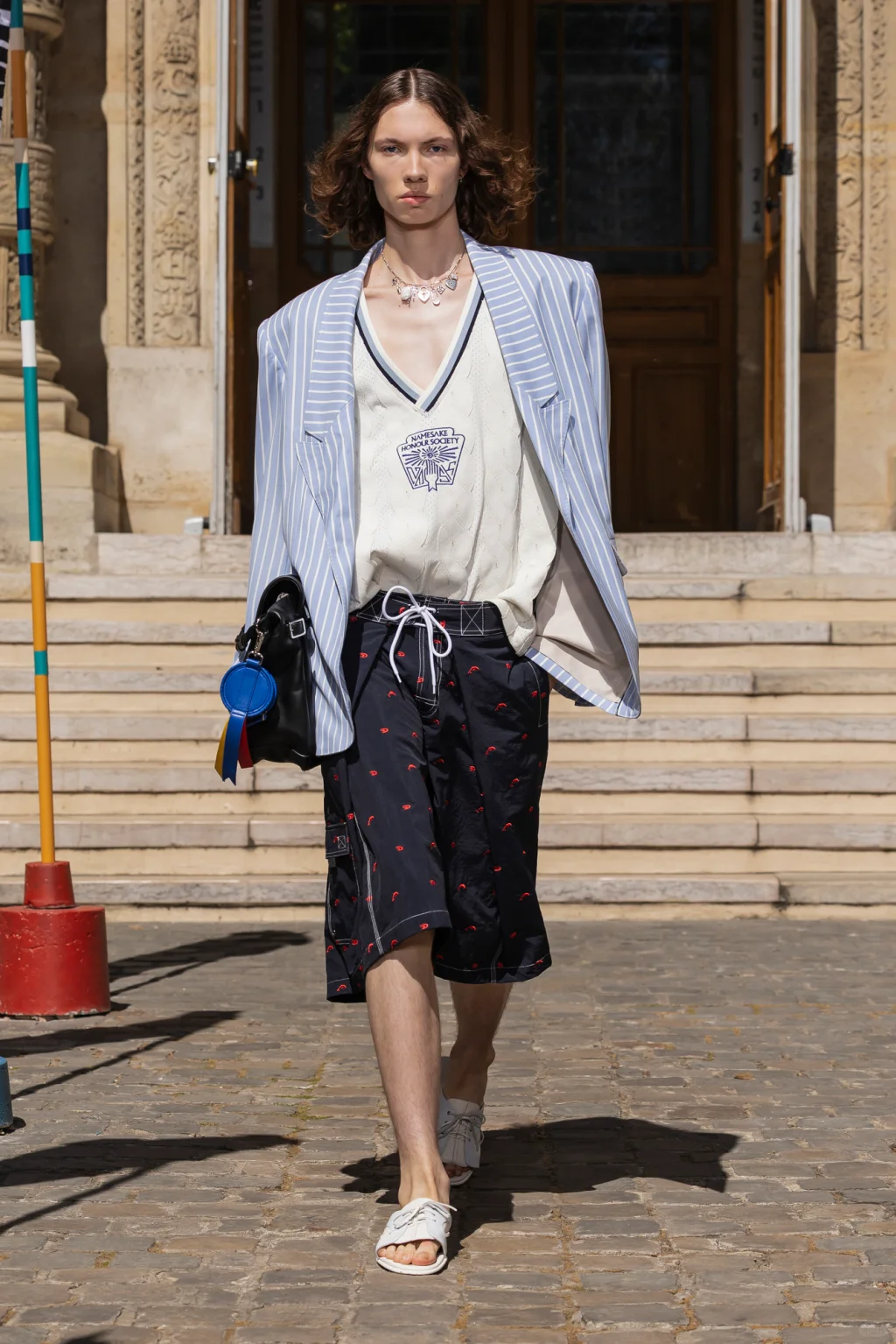 2026年春季色彩趋势：海军蓝