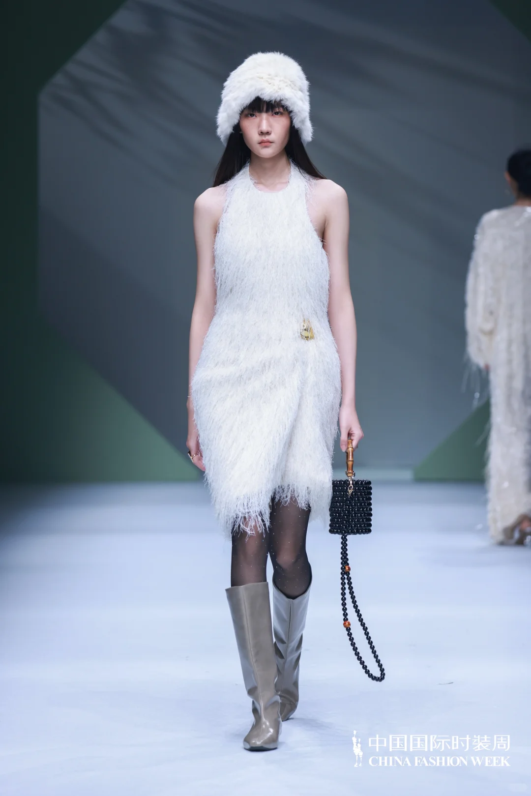 26春夏趋势｜当静奢极简风遇上流苏语言