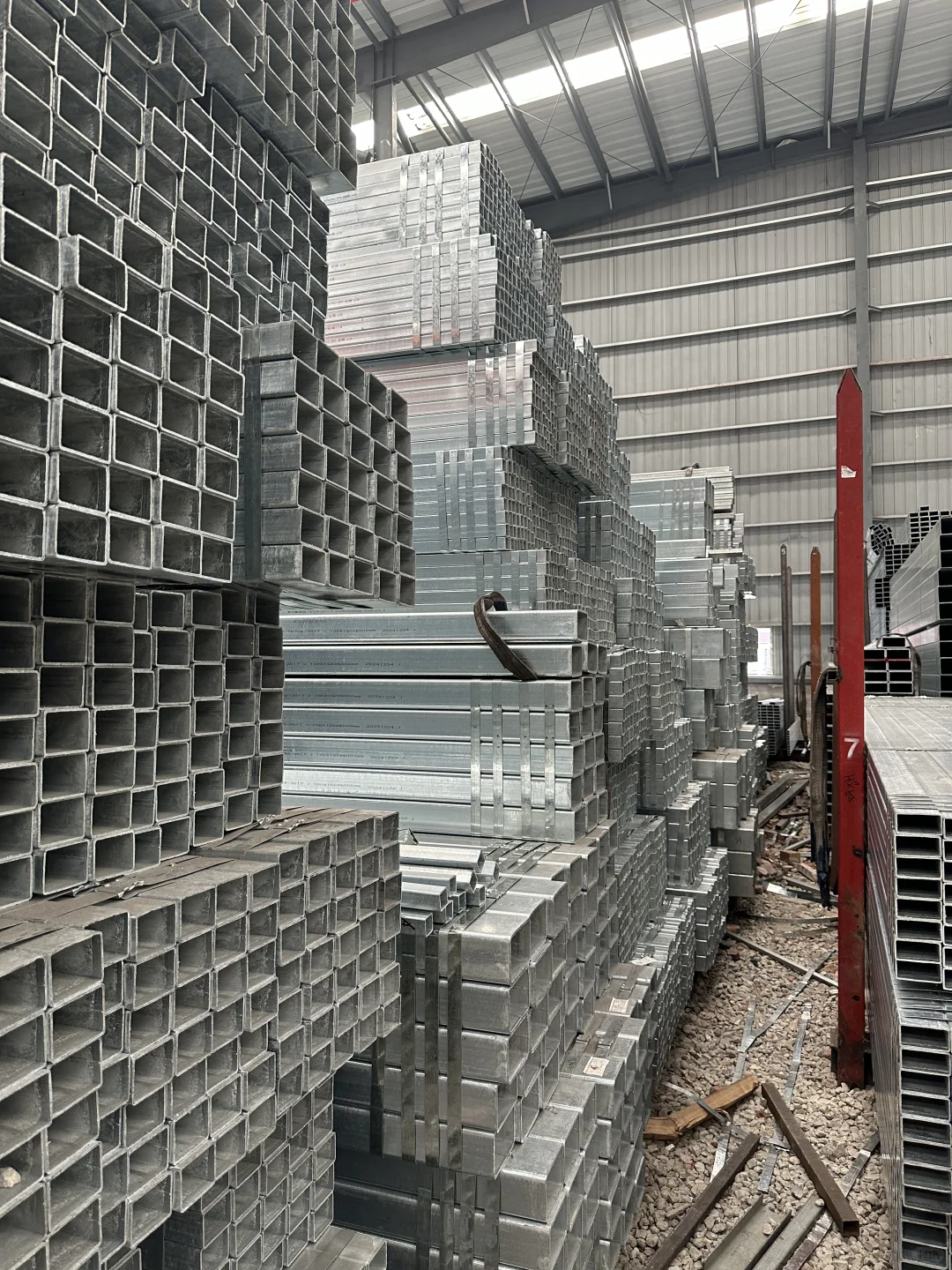 ?佛山乐从钢铁世界 | 镀锌方管专业户来啦！