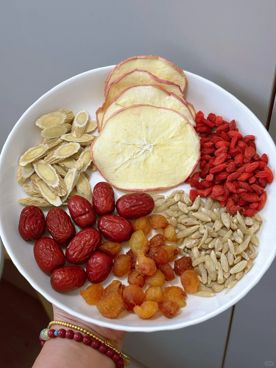 奶茶拜拜?入秋以后我只跟着露思和苹果水?