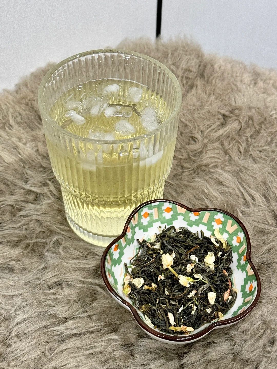 不管是喝茶还是喝奶茶都只爱茉莉???