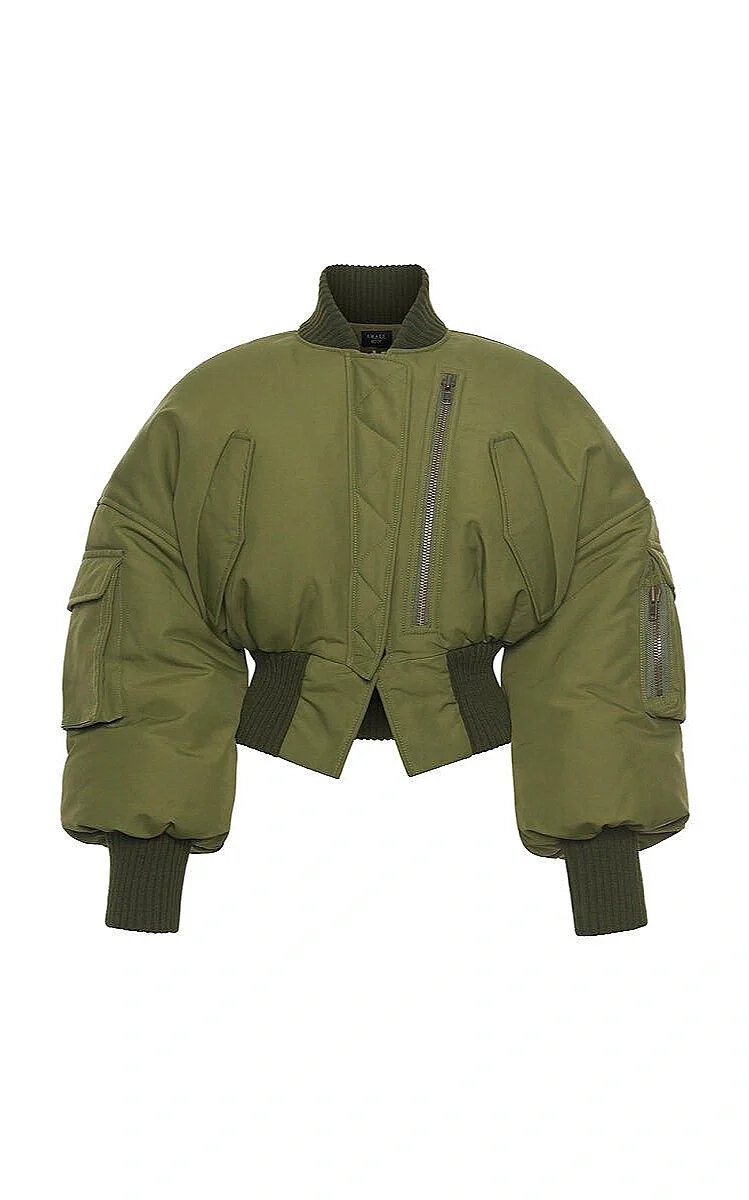 绿色机能风穿搭设计，把“硬核户外”穿成时尚～