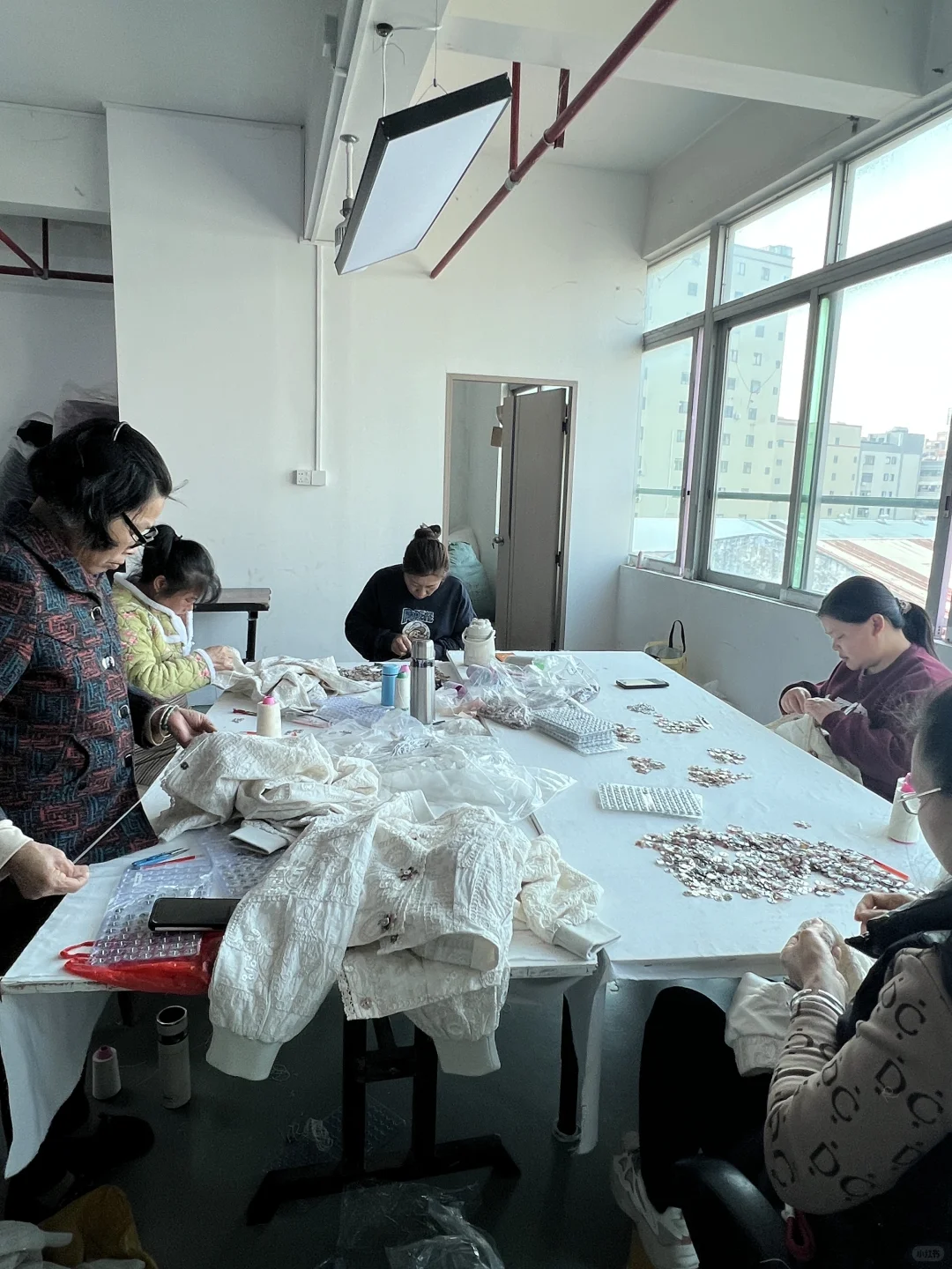 广州金沙洲服装工厂【精品小单50件可做】！