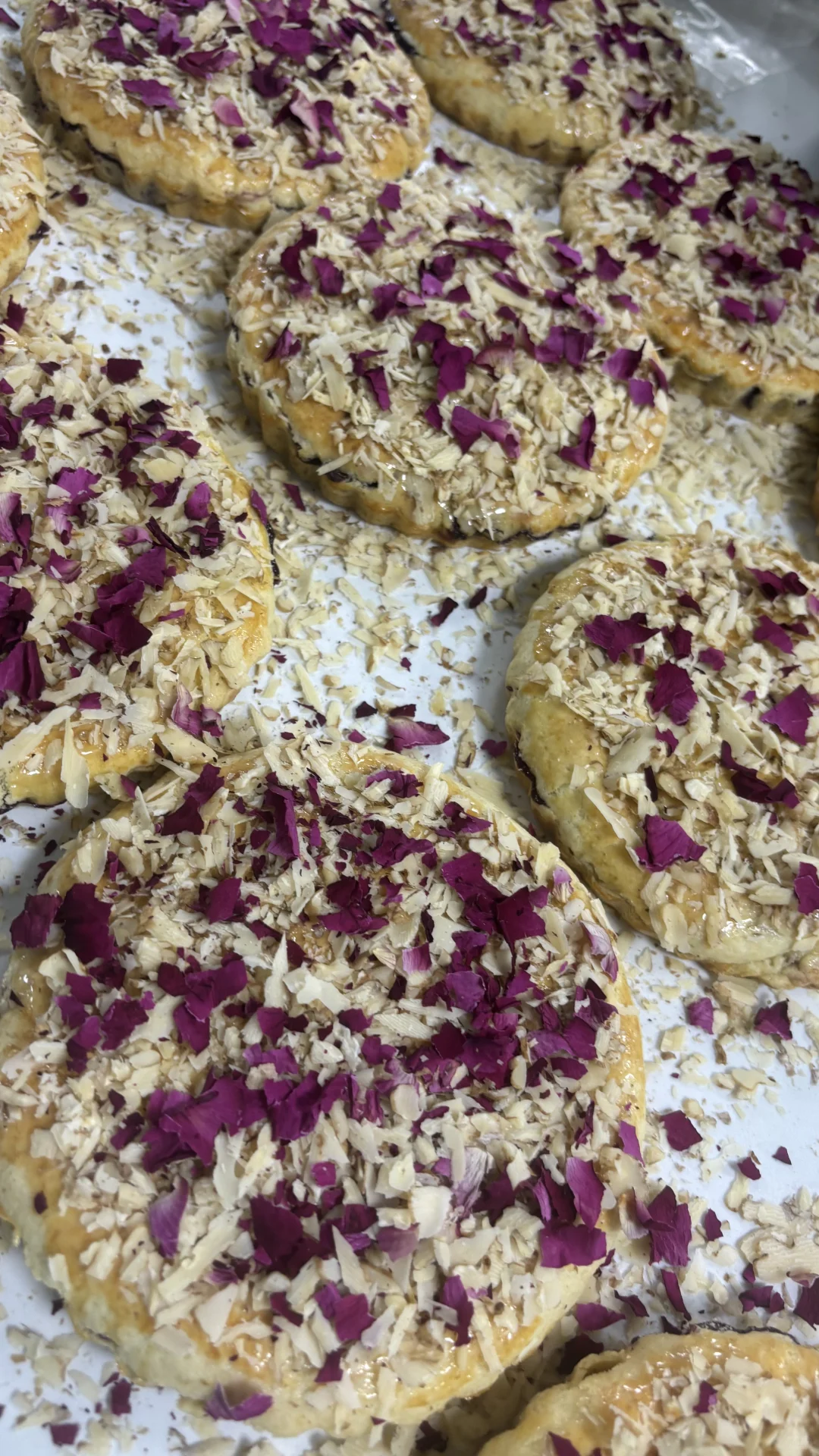 ?民族糕点烘焙厂的日常，香到上头～?