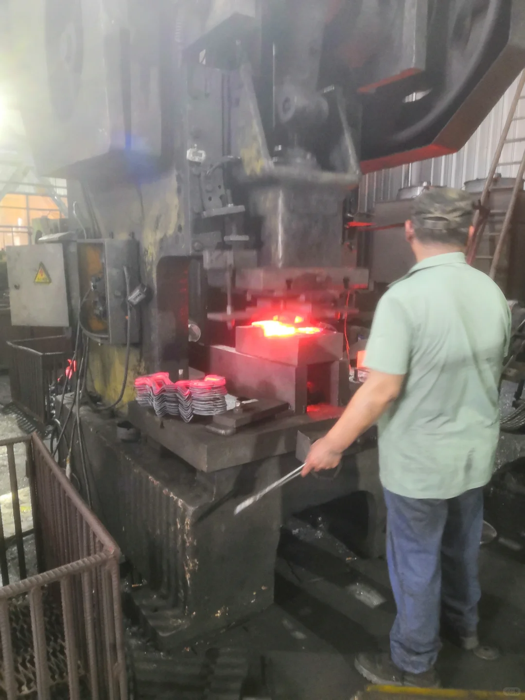 揭秘外贸百万订单背后的工厂！