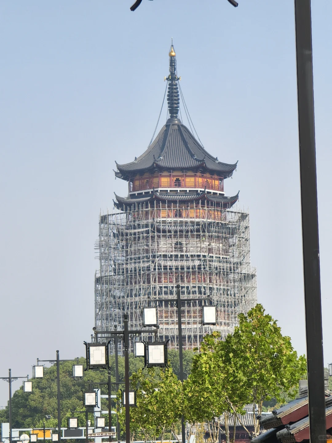 苏州北寺塔维修。