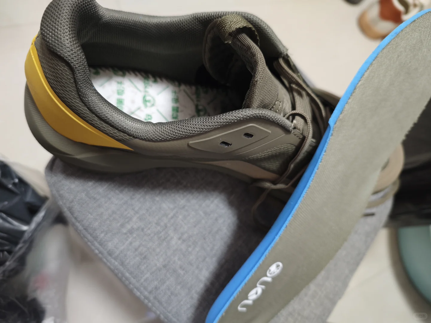 小红书上入手一双鸟家代工厂的户外徒步鞋