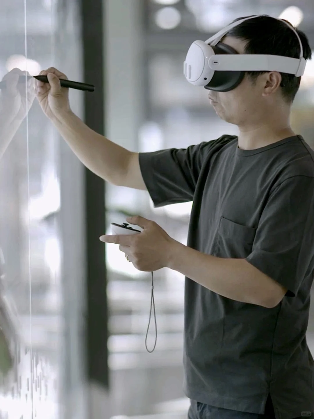 罗技的混合现实笔| MX Ink 设计幕后