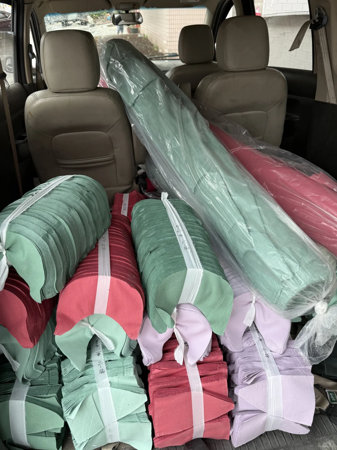 厂二代的叛逆创业：用供应链卷si中间商?