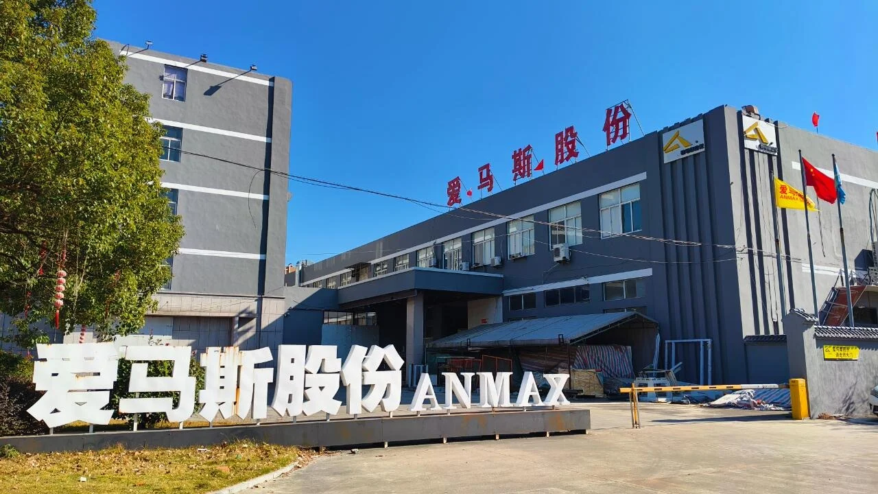 床垫自动化包装码垛生产车间