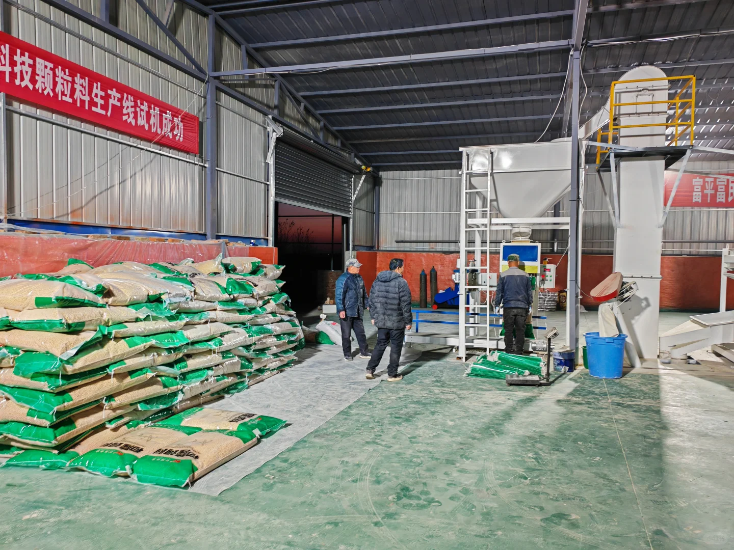 一键操作全自动饲料加工厂生产线全套设备