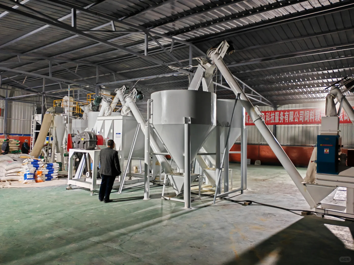 一键操作全自动饲料加工厂生产线全套设备