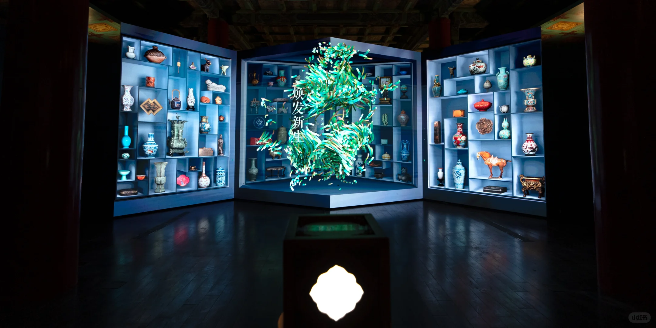 故宫百年大展，裸眼3D“遇见你的故宫色”！