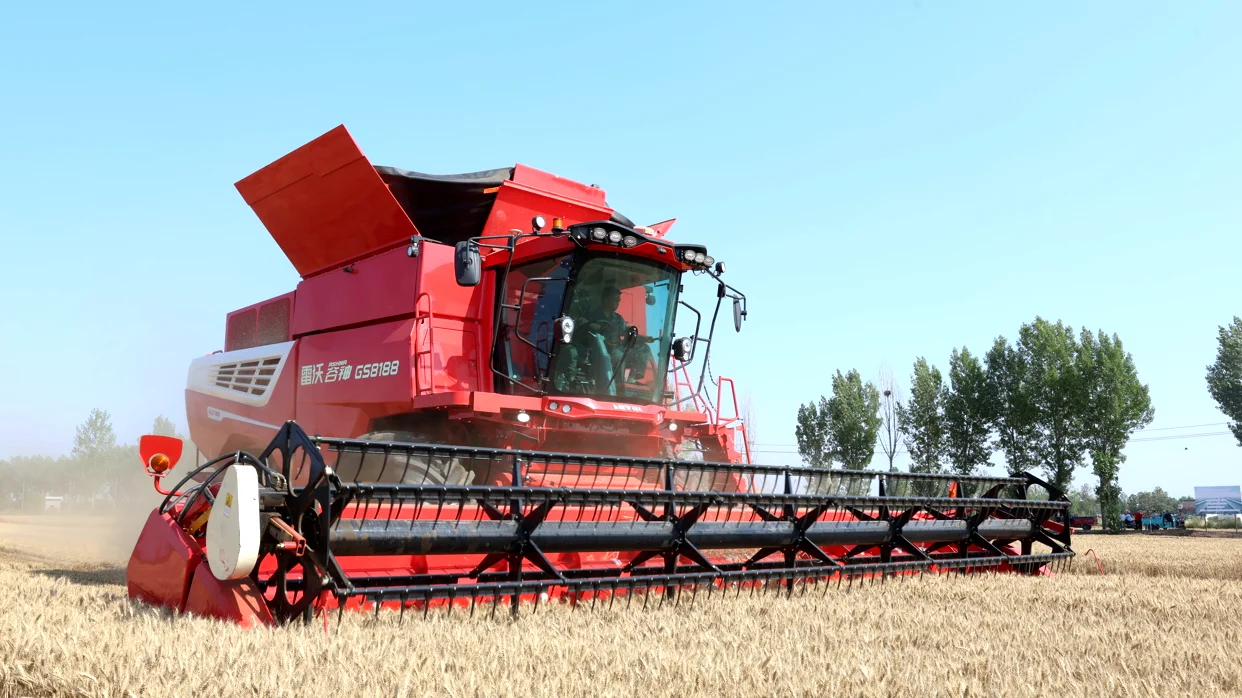 三夏实践中的潍柴雷沃“智慧跃升”