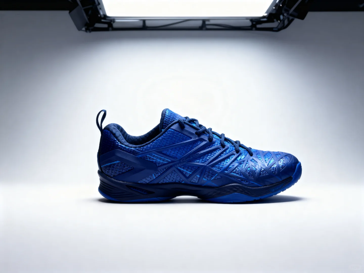 有时候觉得鞋子设计就是在脚楦上画画