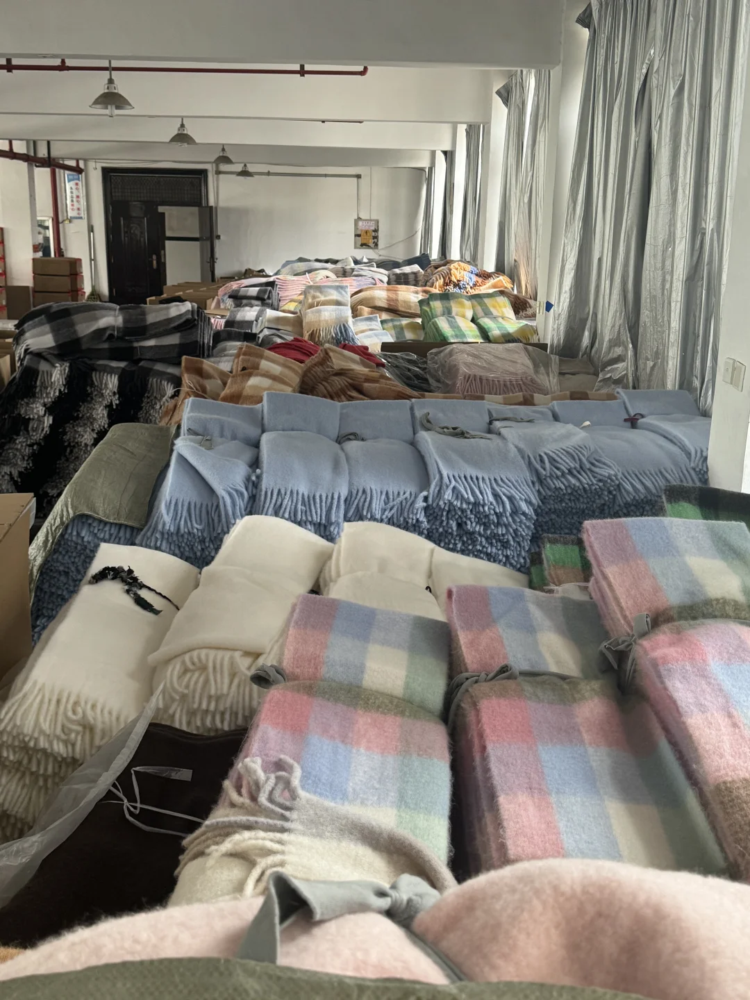 各位见过多巴胺围巾帽子的搭配吗?！